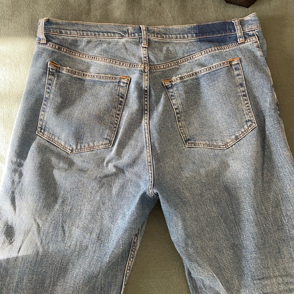 Abercrombie Ankle Straight Ultra High Rise Jean - Picture 4 of 4